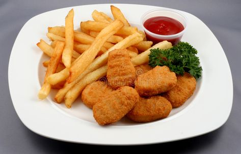 Chicken Nuggets Meal, Fries Chicken, Food Infographic, Salty Foods, Snap Food, Chicken Nuggets, Food Plating, French Fries, Junk Food