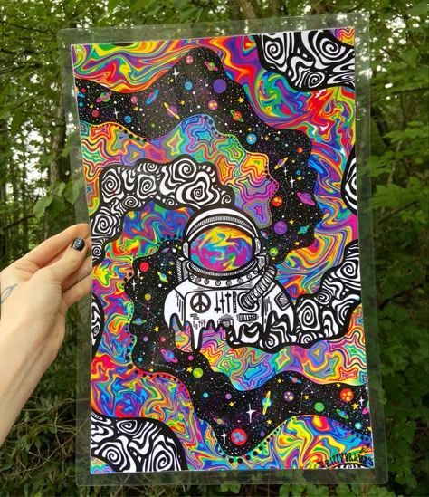 Canvas Marker Art Ideas, Trippydraws Art, Trippy Canvas Painting Ideas Creative, Trippy Zentangle, Trippy Hippy Painting Ideas, Rainbow Scratch Art Ideas, Trippy Art Painting, High Paint Ideas Trippy, Trippy Wall Paintings