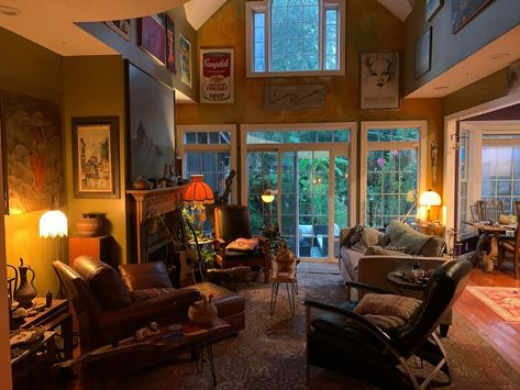 Furniture Thrifting, Lots Of Windows, Dream Apartment, Dream House Interior, Cozy Place, House Room, Bar Club, House Goals, Dream Rooms