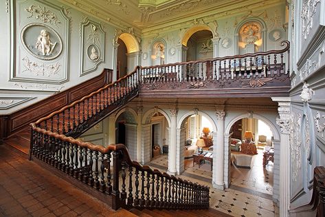 One of the finest houses in England, for sale for the first time in 55 years Bordeaux, English Manor Houses Country Estate, English Manor Interior, English Manor Houses Interior, Chateau Interior, Drama Stories, Houses In England, Old Mansions Interior, Baroque Interior Design