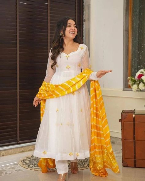 BLUE LEHRIYA SUIT💙 KASTURI RANI 🩷 KASTURI YELLOW 💛 Introducing Our White Muslin Suit With Exquisite Embroidery, Paired With A Vibrant Leheriya Dupatta. Perfect For Summer Elegance, This Ensemble Blends Tradition And Style Effortlessly. DETAILS ✓Material:- Muslin ✓Complete Linning ✓Length:- 50" ✓ Sleeves length 21 inches ✓Dupatta Fabric:- Muslin/Chinnon ✓Bottom fabric Micro Size M-38 L-40 XL-42 XXL-44 KEY FEATURES Fabric Patta At Bottom To Hold The Embroidery And Finishing Of The Fl... White Suit With Yellow Dupatta, Yellow Anarkali Suits, Leheriya Dupatta, Organza Kurta, Yellow Anarkali, White Anarkali, Organza Suits, Georgette Anarkali, Summer Elegance