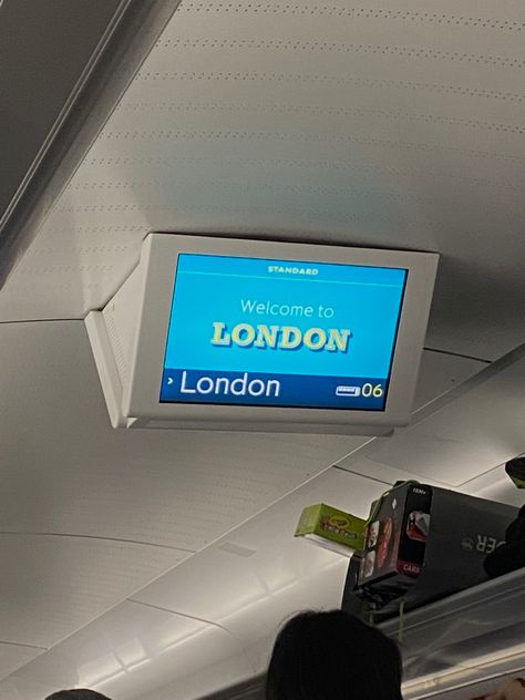 Fake Plane Ticket Snap, England Airport, Flight To London Aesthetic, London Flight Ticket Aesthetic, Plane Tickets Aesthetic London, London From Airplane, London Pics, Flying Plane, London Airport