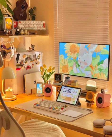 Desk Set Up Aesthetic, Natural Desk, Study Desk Organization, Up Aesthetic, Cozy Desk, Study Desk Decor, Pc Gaming Setup, Aesthetic Study, Deco Studio