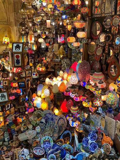 Khan Al Khalili, Khan El Khalili Bazaar, Khan Al Khalili Cairo Egypt, Khan El Khalili Egypt, Cairo Egypt Aesthetic, Cairo Aesthetic, Egypt Streets, Egypt Places, Arab Core