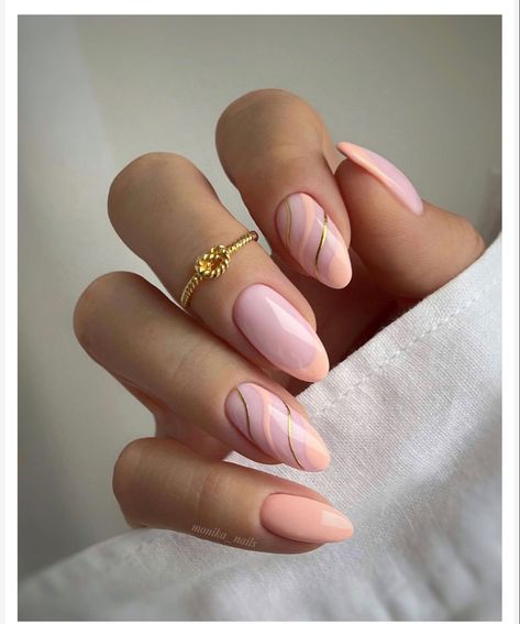 Gel Nails Ideas For Vacation, Nail Ideas Peach Color, Peach Nail Design Ideas, Peach Gel Nails Design, Gelnagels Ideas, Peach And Pink Nails, Pink And Peach Nails, Ladylike Nails, Pastel Nails Designs Summer