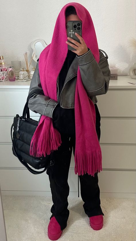 Business Casual Outfits With Uggs, Pink Uggs Outfit Winter, Scarf Outfit Black Women, Pink Scarf Outfit Winter, Zara Leather Jacket Outfit, Manifest Career, Pink Uggs Outfit, Pink Scarf Outfit, Big Scarf Outfit