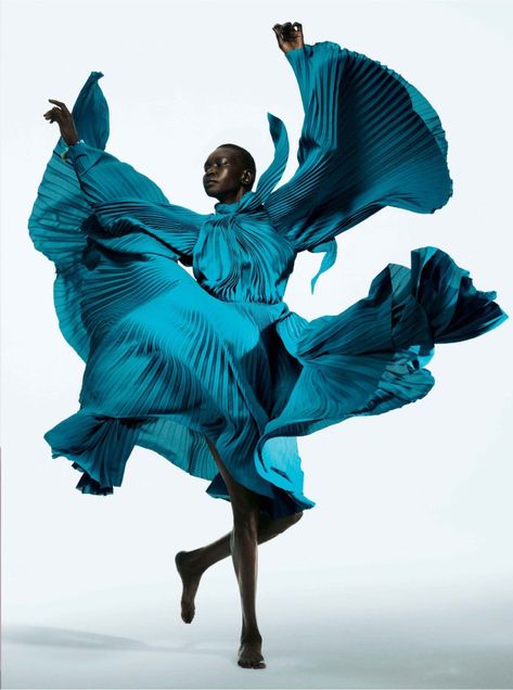 Paola Kudacki, Alek Wek, Dopamine Dressing, Img Models, Colour Pop, Fashion Photography Inspiration, Fashion Collage, Dance Fashion, Fashion Photoshoot