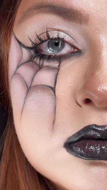 Poland, Warsaw on Instagram: "Glitter spider web makeup tutorial🕷️🕸️✨ #spiderwebmakeup #spidermakeup #halloweenmakeup #artmakeup #creativemakeup" Halloween Spider Face Makeup, Halloween Makeup Looks Spider Web, Spider Man Face Makeup, Simple Halloween Makeup Spider, Web Makeup Halloween, Simple Spiderweb Makeup, Spiderweb Makeup Looks, Halloween Spiderweb Makeup, Black Widow Spider Makeup