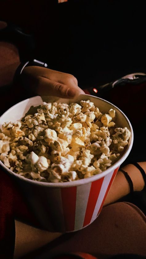 Movie Theater Popcorn Aesthetic, Movie Popcorn Aesthetic, Cinema Photoshoot, Popcorn Aesthetic, Theater Photography, Movie Candy, Movie Theater Popcorn, Theatre Photography, Mood Aesthetic