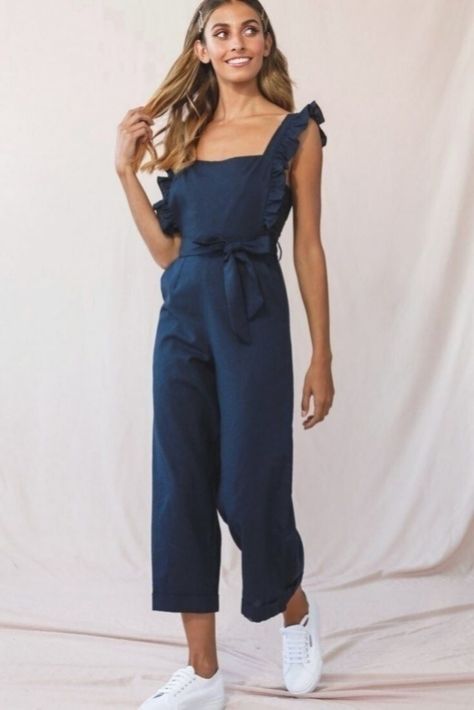 Pinafore Jumpsuit, Beauty Recipes Hair, Selfie Leslie, Coffee Dates, Jumpsuit Outfit, Cute Rompers, Clothing Tags, Wide Leg Pant, Casual Fall Outfits