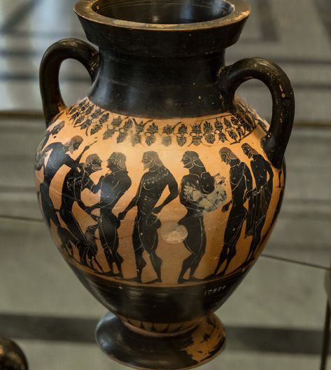 Ancient Greek Pottery, Istoria Artei, Ancient Greek Art, Greek Pottery, Greek Vases, Black Figure, Ancient Pottery, Art Ancien, Getty Museum