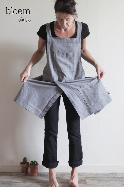 Pottery Apron, Split Leg Apron by Bloem Linen Potters Apron, Pottery Apron, Split Leg Apron, Potter Studio, Japanese Apron, Artist Apron, Linen Pinafore, Apron Sewing Pattern, Beige Stone