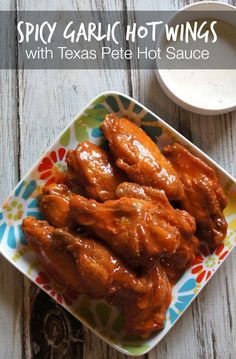 Spicy Garlic Hot Wings with Texas Pete Hot Sauce Texas Pete Hot Sauce, Hot Wing Sauce, Hot Wings Recipe, Wing Night, Hot Wing Recipe, Garlic Wings, Texas Pete, Wing Sauce Recipes, Wing Recipe