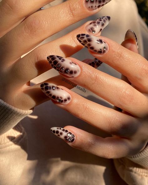 Fall Snake Nails, Fall Snake Skin Nails, Snake Scale Nails, Purple Snake Nails, Snake Pattern Nails, Serpent Nails, Nails Snake Print, Snake Nail Design, Snake Nails Designs