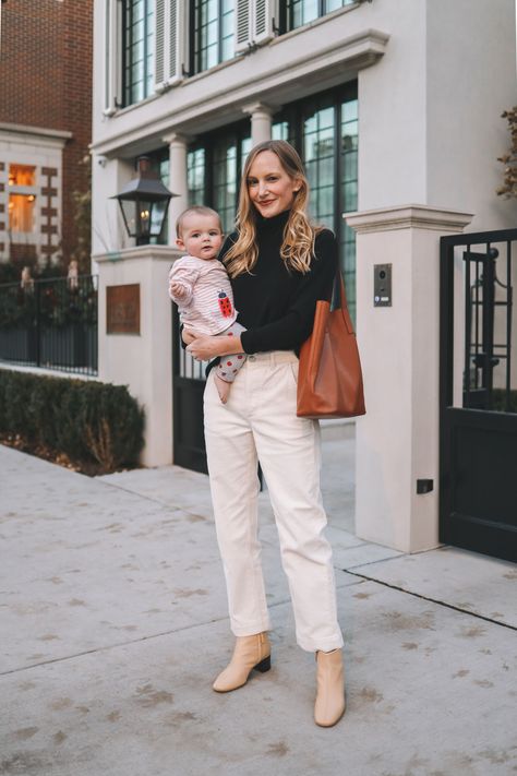 Favorite Everlane Products Everlane Work Outfit, Everlane Relaxed Oxford Shirt, Everlane Easy Pant, Everlane Easy Pant Outfit, Everlane Dream Pant Outfit, Everlane Barrel Pants Outfit, Athleta Brooklyn Ankle Pant Outfit, Everlane Outfit, Ankle Pants Outfit