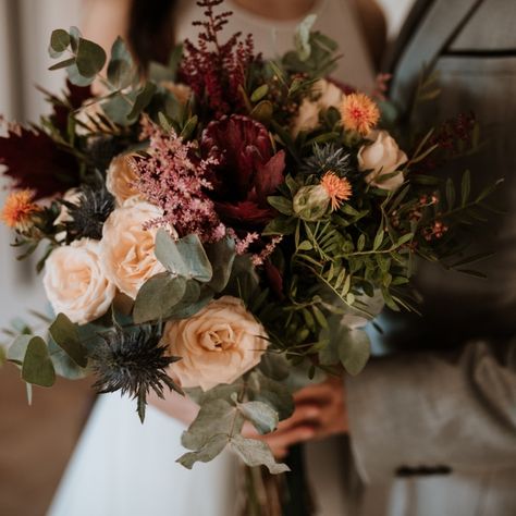 Powder Blue Wedding, Neutral Wedding Inspiration, Affordable Wedding Flowers, Diy Cocktails, Blue Wedding Inspiration, Light Blue Wedding, Moody Wedding, Diy Wedding Bouquet, Wedding Flower Inspiration