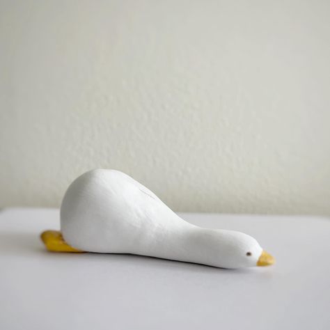 handmade cute penguin and white goose clay sculpture, designed for memo holder Figurine, Clay Goose, Ceramic Games, Penguin Clay, Duck Clay, Penguin Ceramic, Clay Penguin, Goose Craft, Animal Clay