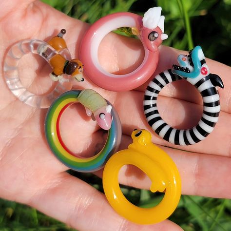 Glass Rings Jewelry, Cute Accessories Aesthetic, Ring Sculpture, Tiny Accessories, Random Jewelry, Cartoon Jewelry, Pokemon Jewelry, Weird Jewelry, Aesthetic Rings