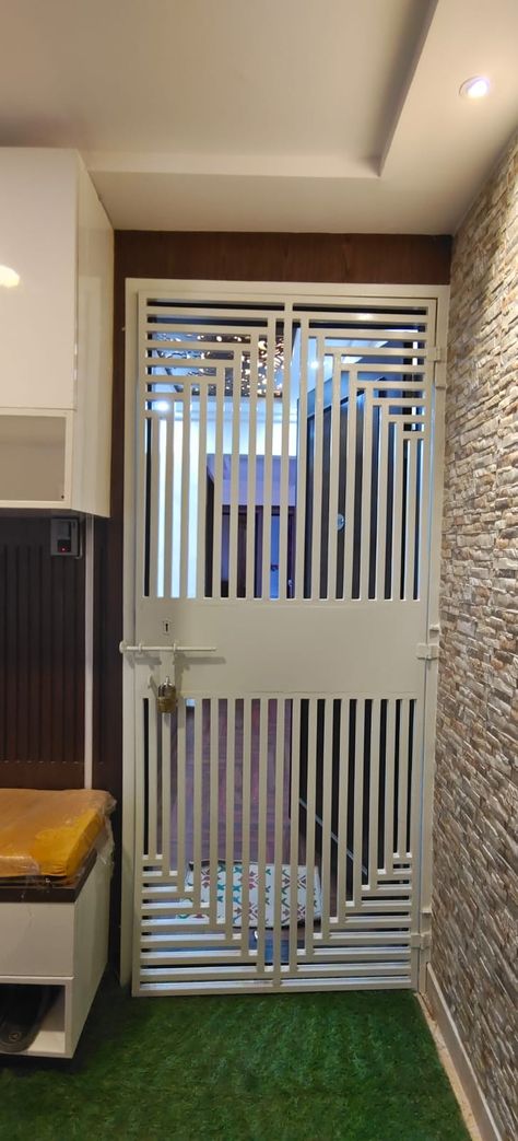 Grill Door Design Modern, Main Door Safety Grill Design, Safty Door Grill Design, Safety Grill Door Design, Door Grill Design Modern, Grill Door Design Front Entry, Safety Door Design Entrance Grill, Balcony Safety Grill Design, Safety Door Design Entrance For Flat