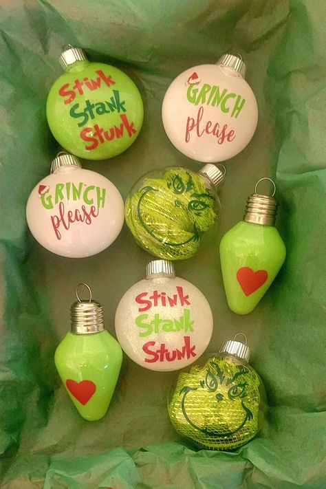 Diy Grinch, Christmas Craft Show, Grinch Christmas Party, Whoville Christmas, Grinch Christmas Tree, Grinch Christmas Decorations, Grinch Ornaments, Diy Christmas Tree Ornaments, Kids Christmas Party