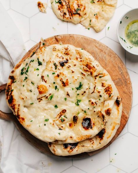 Paratha vs Naan: 5 Key Differences (Indian Husband Weighs In!) Butter Naan Recipe, Naan Roti, Butter Naan, Crispy Flatbread, Butter Chicken Sauce, Tandoori Roti, Malai Kofta, Roti Recipe, Garlic Naan