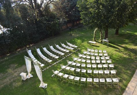 Outdoor Wedding Seating Ideas Layout, 100 People Wedding Seating, Wedding Ceremony Setup Outdoor, Backyard Wedding Set Up Ideas, Ceremony Seating Layout, Porch Wedding Ceremony, Backyard Ceremony Ideas, Outdoor Ceremony Seating, Fun Backyard Wedding