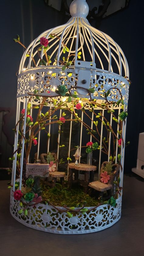 Bird Cage Fairy House, Birdcage Fairy Garden, Birdcage Fairy Garden Ideas, Fairy Birdcage, Fairy Balcony, Tiny Apothecary, Vintage Bird Cage Decor, Reuse Crafts, Room Box Miniatures