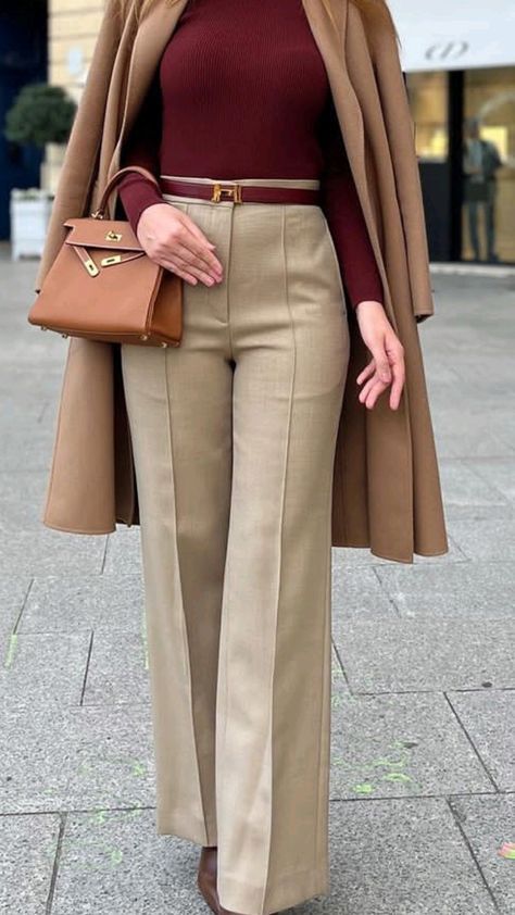 Beige Coat Styling, Beige Maroon Outfit, Winter Formal Looks For Women, Maroon Beige Outfit, Winter Formal Wear Women, Fall Quiet Luxury Outfits, Elegant Chic Outfits Classic Style, Formal Coats For Women, Elegant Winter Outfits Classy