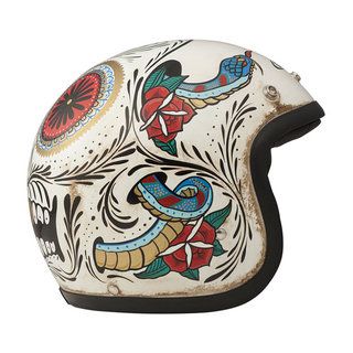 helmets                                                       … Custom Helmet Paint, Motorcycle Helmets Art, Biker Accessories, Motorcycle Helmet Design, Baby Helmet, Custom Paint Motorcycle, Biker Wear, Vintage Helmet, Moto Cafe