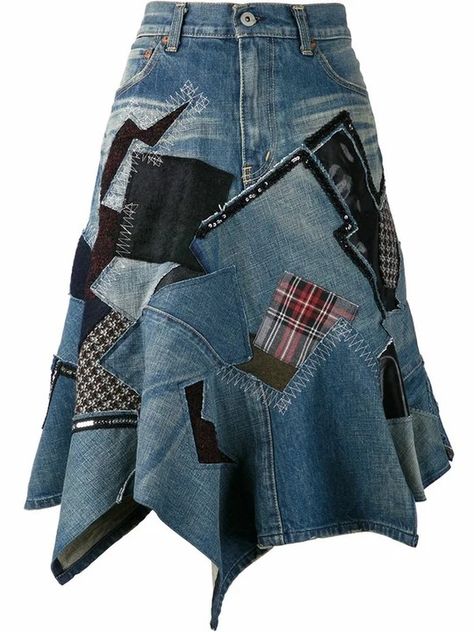 Patch Skirt, Vestiti In Jeans, Ropa Upcycling, Patchwork Denim Skirt, Patch Denim, Diy Jeans, Denim Projects, Denim Ideas, Patchwork Skirt