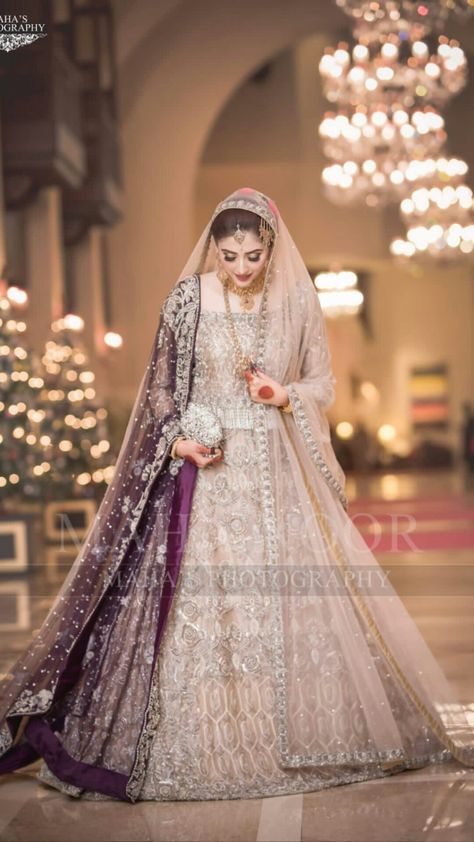 Best Bridal Lehenga, Hijabi Bride, Bridal Mehndi Dresses, Walima Dress, Shadi Dresses, Desi Wedding Dresses, Nikkah Dress, Muslim Wedding Dresses, Wedding Lehenga Designs