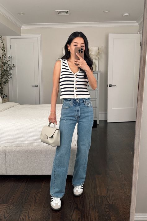 Petite friendly abercrombie sale finds Doctor Fits, Abercrombie Outfits, Sneaker Outfits, Extra Petite, Abercrombie Jeans, Relaxed Jeans, 2020 Fashion, Summer 24, Cute Everyday Outfits