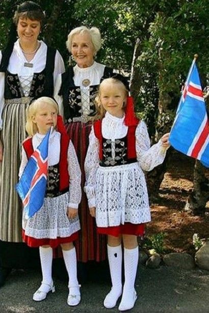 Iceland Clothes, Traditional Clothing Around The World, Lace Apron, Dance Group, World Thinking Day, Traditional Attires, Folk Design, National Costume, European Culture