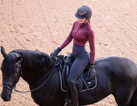 Black Heart Equestrian on Instagram: “Wine and Black ✨. One of our all time favourite combos 🖤❤️” Horse With Girl, Horse Riding Outfit Women, Equestrian Style Outfit, English Riding Outfit, Black Heart Equestrian, Erin Williams, Horse Riding Aesthetic, Horseback Riding Outfits, Horse Riding Outfit