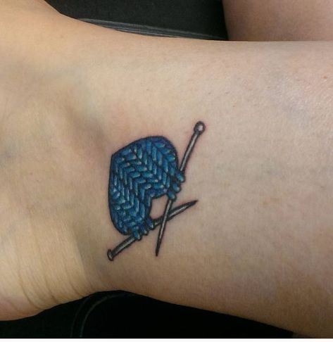 A Tattoo, Knitting Tattoo Ideas, Knitting Tattoos, Knitting Tattoo, Cute Knitting, Birthday Candy, Snapchat Funny, Tattoos Designs, Friend Birthday