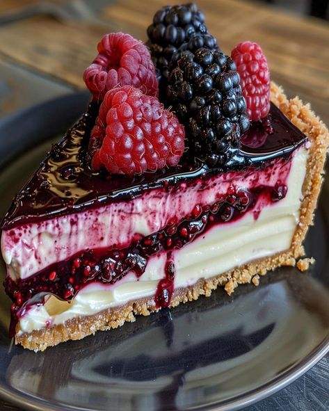 Layered Berry Cheesecake, Cheesecake Blackberry, Swirled Blackberry Cheesecake, Elegant White Chocolate Blueberry Cheesecake, Saskatoon Berry Cheesecake, Cheesecake Recipes Classic, Raspberry Recipes, Raspberry Cheesecake, Dessert Salads