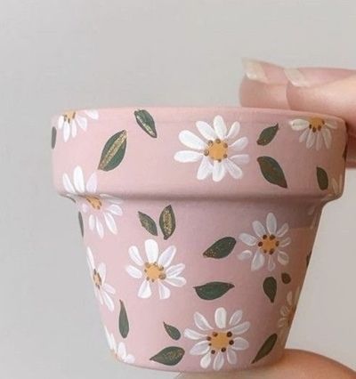 50 STUNNING Flower Pot Painting Ideas - Craftionary Flower Pot Painting Ideas, Flower Pot Painting, Pot Painting Ideas, Plant Pot Design, Diy Pottery Painting, Flower Pot Art, Pot Painting, Painted Pots Diy, Flower Pot Design