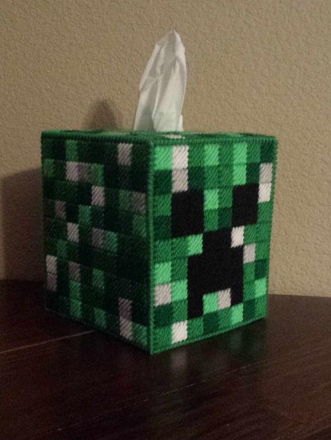 Creeper Minecraft Creeper Minecraft Minecraft Tissue Box Cover, Minecraft Handmade, Minecraft Room Decor, Minecraft Crochet, Minecraft Bedroom Decor, Minecraft Things, Creeper Minecraft, Minecraft Bedroom, Cool Minecraft Houses