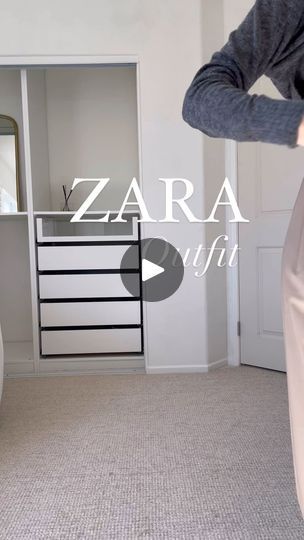 Zara Must Have, Zara Outfit 2024 Winter, Zara Sweater Outfit, Zara Trousers Outfit, Zara Winter Outfit, Grey Outfit Winter, Zara Fall Outfits, Zara Outfit Ideas, Tracksuit Outfit Women