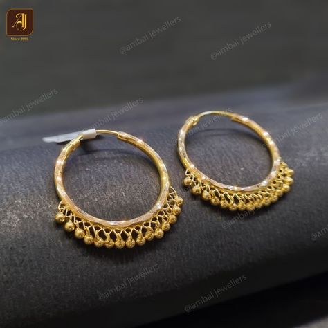 Baali Earring Gold Simple, Kundal Bali Design Gold, Gold Bali Design For Women, Gold Baliyan Design, Gold Bali Earrings Indian, Bali Designs Earings, Gold Bali Design, Gold Earrings Designs For Daily Use, Gold Ear Rings