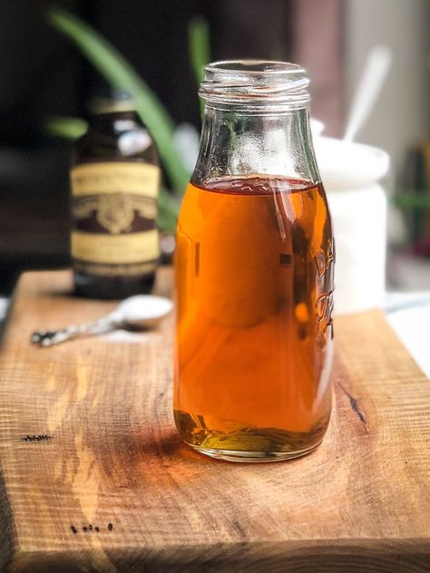 Salted Caramel Coffee Syrup, Coffee Syrup Recipe, Caramel Syrup Recipe, Caramel Coffee Syrup, Salted Caramel Syrup, Homemade Extracts, Homemade Syrups, Homemade Coffee Syrup, Salted Caramel Coffee