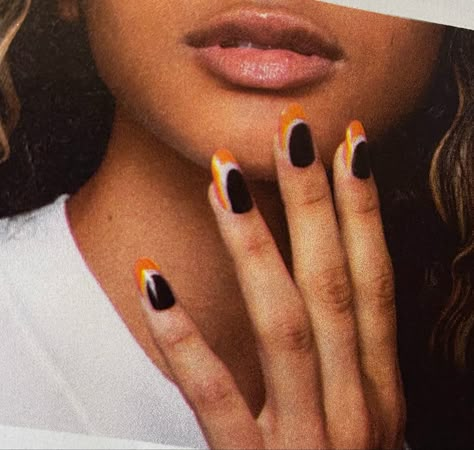 Black Snd Orange Nails, Mid Century Modern Nails, 1970s Nails, Black Abstract Nails, Nail Art Funky, 60s Nails, Red Orange Nails, Indian Nails, Color Block Nails