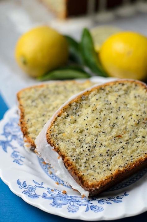 Easy Lemon Poppy Seed Cake, Lemon Poppyseed Cake Recipe, Seed Cake Recipe, Lemon Poppy Seed Loaf, Lemon Poppy Seed Bread, Poppy Seed Cake Recipe, Lemon Poppy Seed Cake, Poppy Cake, Poppy Seed Bread