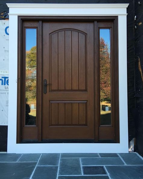 We've got the best front door ideas for your home makeover, like this brown front door with white trim! Brown Door White Trim, Dark Stained Front Door, Dark Brown Front Door Paint, Chocolate Brown Door, Brown Front Door Ideas, Brown Front Door, Stained Front Door, Front Door With Sidelights, Brown Front Doors