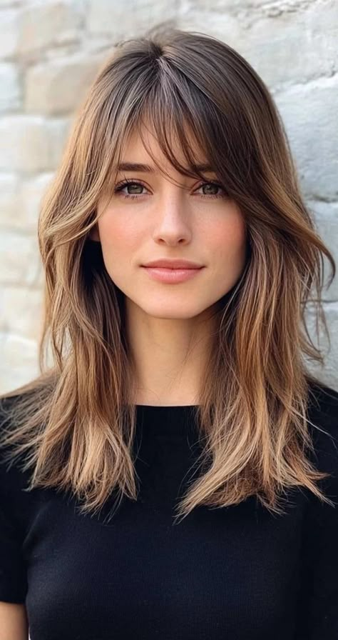 Straight Hair With Fringe Bangs, Medium Haircut With Face Framing, Cheek Length Curtain Bangs, Oval Face Curtain Bangs, Mid Length Hair With Long Bangs, Face Shaping Bangs, Medium Hair With Fringe, Face Framing Layers With Bangs Medium, Shoulder Length Hair With Face Framing