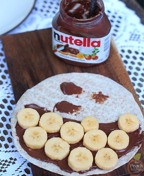 Banana Nutella Wrap, Tortilla With Nutella, Nutella And Banana Wrap, Nutella Banana Tortilla, Nutella Wraps Tortillas, Tortilla Nutella, Nutella Tortilla, Nutella Quesadilla, Leftover Tortillas