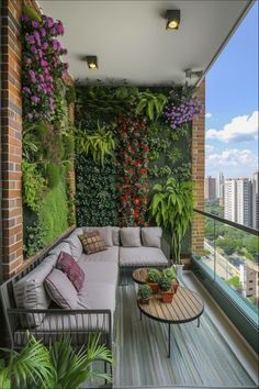 Home Yard Design, Verandah Decor, Penthouse Aesthetic, Modern Balcony Ideas, Terrace Gardening, Modern Balcony, Small Balcony Design, Plant Wall Decor, Vertical Garden Wall