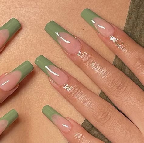 Green French Tip, Quinceanera Nails, Green Acrylic Nails, Nails Gel Nails, Retro Nails, Green French, French Tip Acrylic Nails, Simple Acrylic Nails, Pretty Gel Nails