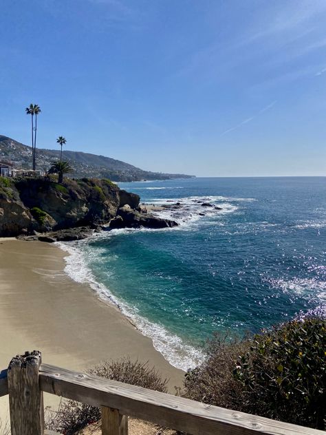 Nature, Laguna Beach Downtown, California Laguna Beach, Beach Aesthetic California, Cali Beach Aesthetic, Living In California Aesthetic, South California Aesthetic, Laguna Beach California Aesthetic, La Beach Aesthetic