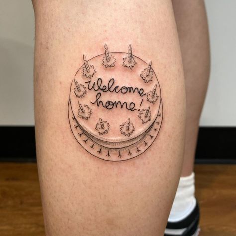 Coraline Fine Line Tattoo, Coraline Cake Tattoo, Coraline House Tattoo, Caroline Tattoo Ideas, Matching Coraline Tattoos, Welcome Home Tattoo, Simple Coraline Tattoo, Coraline Doll Tattoo, Fine Line Leg Tattoo